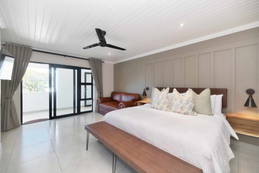 9 Bedroom Property for Sale in Westcliff Western Cape